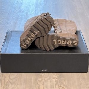 SOREL - JOAN OF ARCTIC" WEDGE II TALL